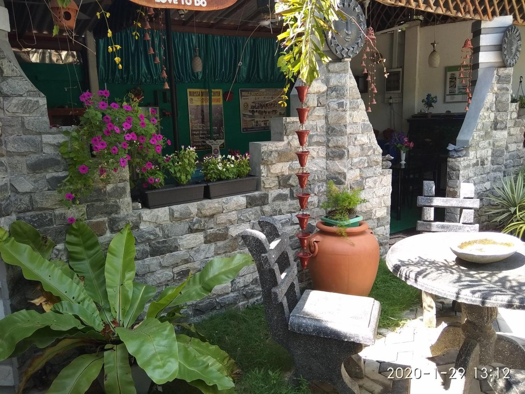 Awon Mirissa Hotel Exterior foto